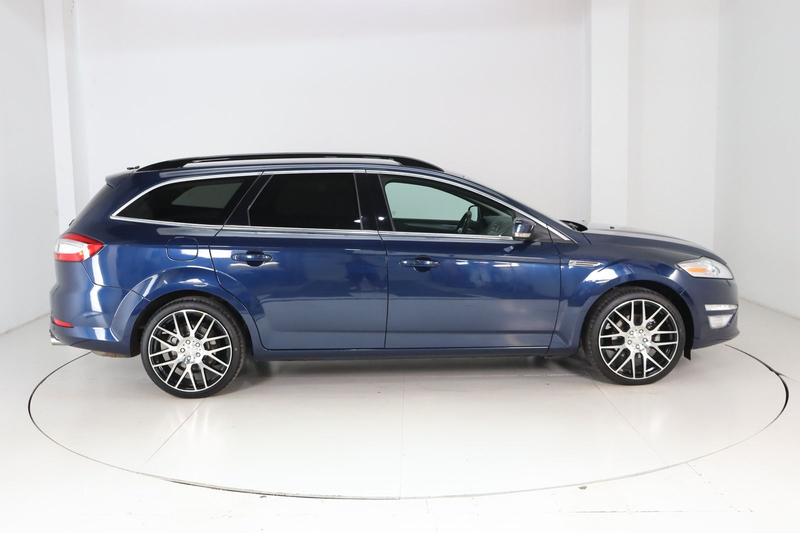 Fahrzeugabbildung Ford Mondeo Turnier 2.0i Titanium * Sitzhzg * Top
