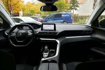 Fahrzeugabbildung Peugeot 3008 Active aus 1. Hand
