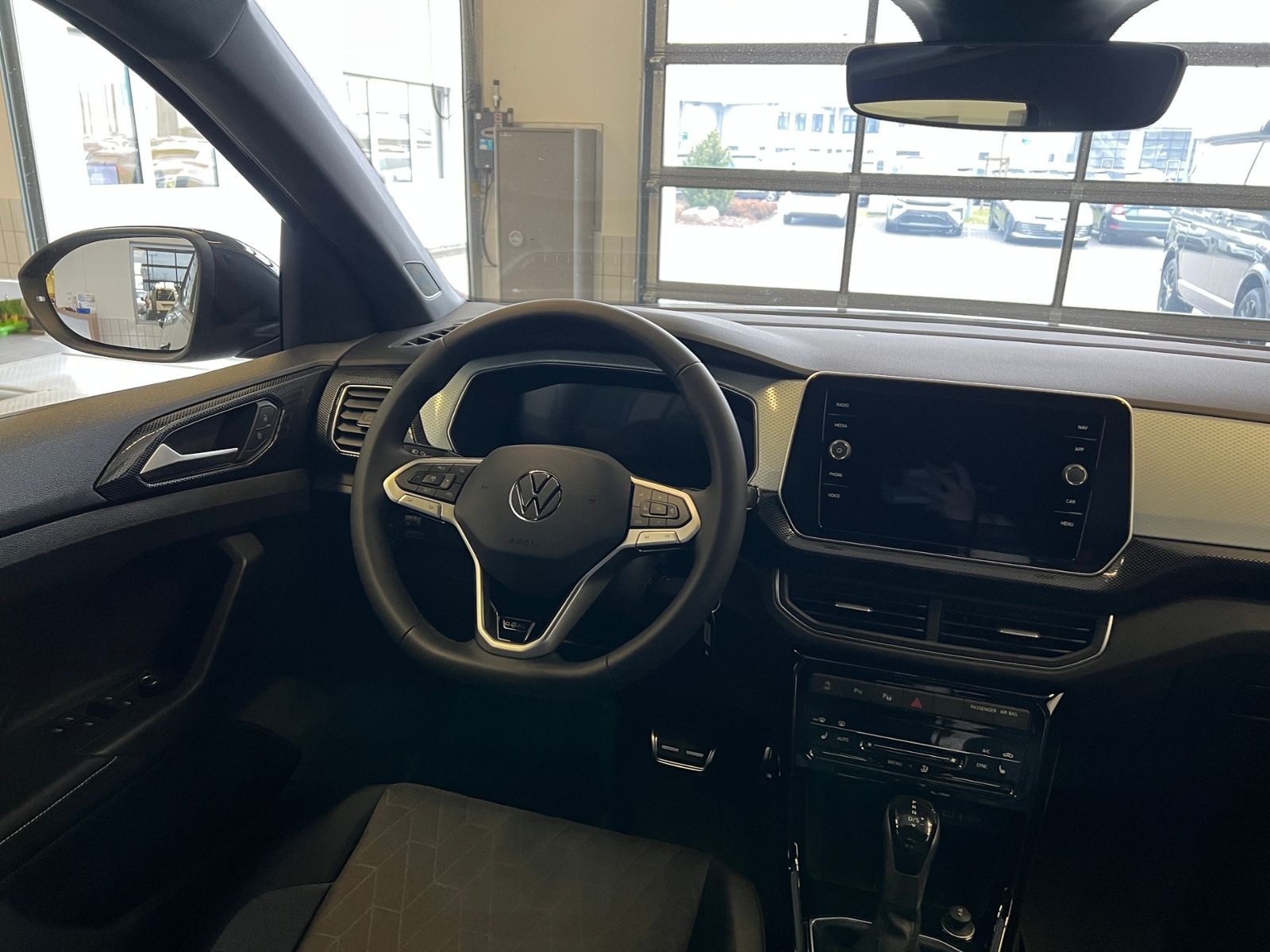 Fahrzeugabbildung Volkswagen T-Cross GOAL 1.0 TSI DSG *AHK,LED,Plus-Paket,17'