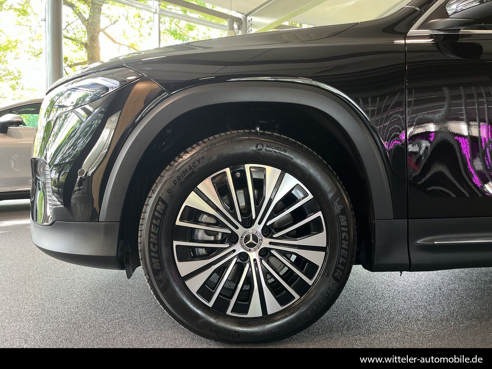 Mercedes-Benz EQB 300 4M Electric Art AHK/LHZG/RFK/DISTRONIC foto 14