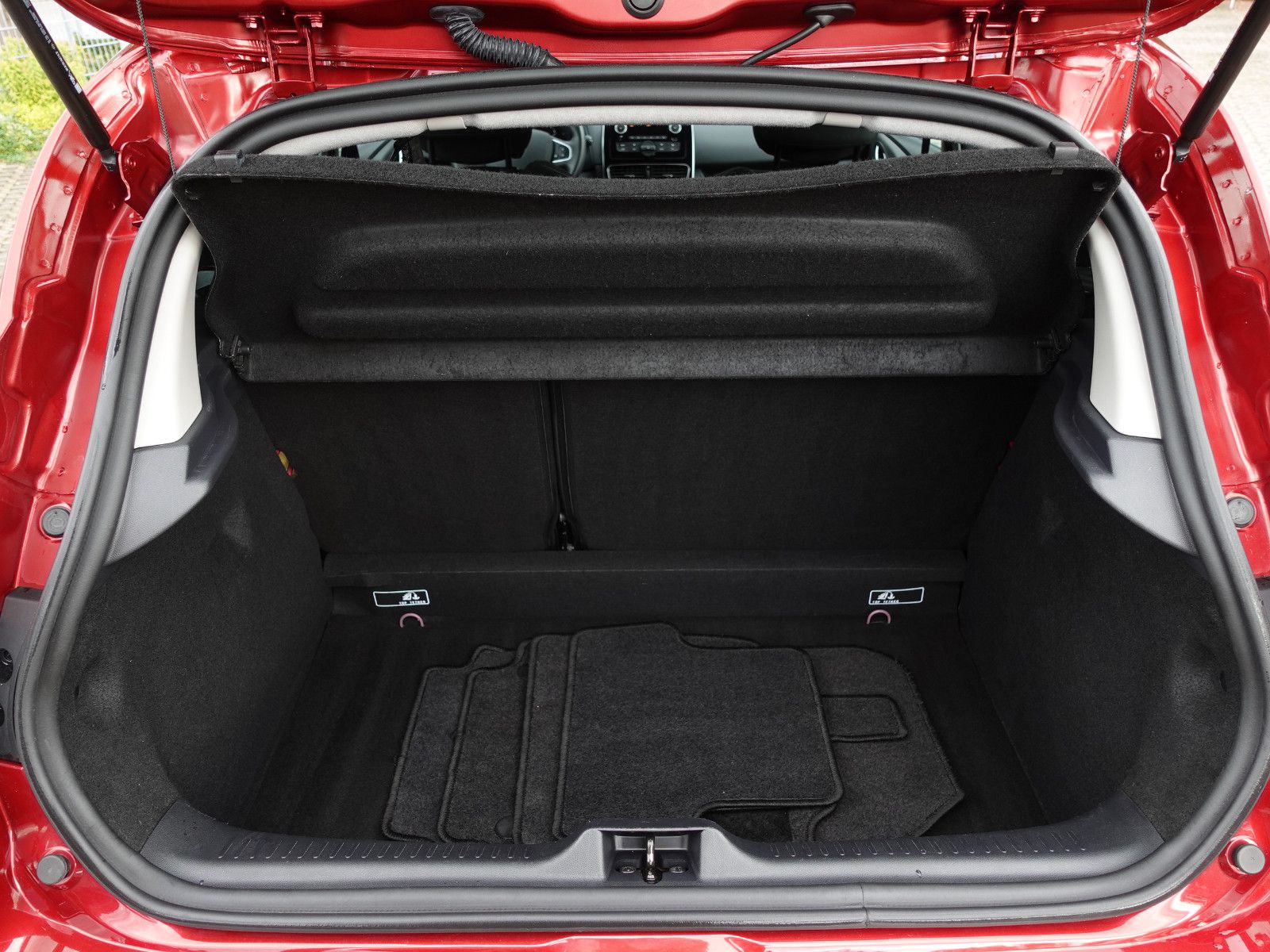 Fahrzeugabbildung Renault Clio ENERGY TCe 120 Limited I.Hand Service NEU