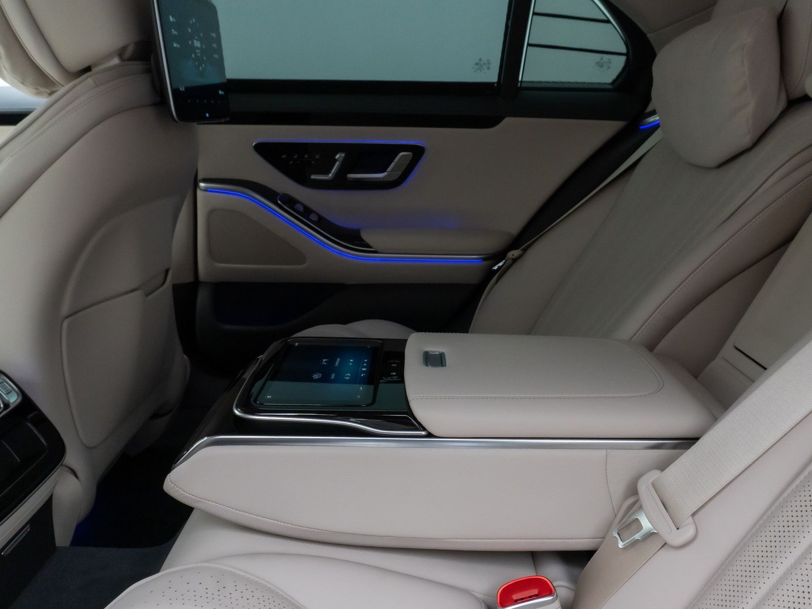 Fahrzeugabbildung Mercedes-Benz S 400d 4Matic HUD 360° 9G-Tronic MBUX Fond-Ent.