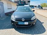 Volkswagen Golf VI 1.6TDI Style BMT*1 Hand*Schiebedach*AHK - Volkswagen Golf aus 2011: 1.6