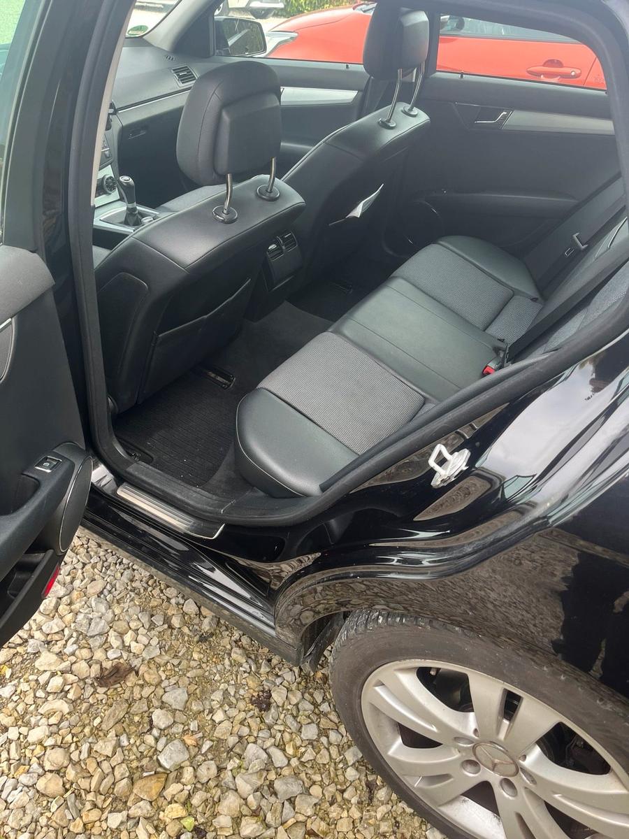 Mercedes-Benz C180 2009 — photo 5