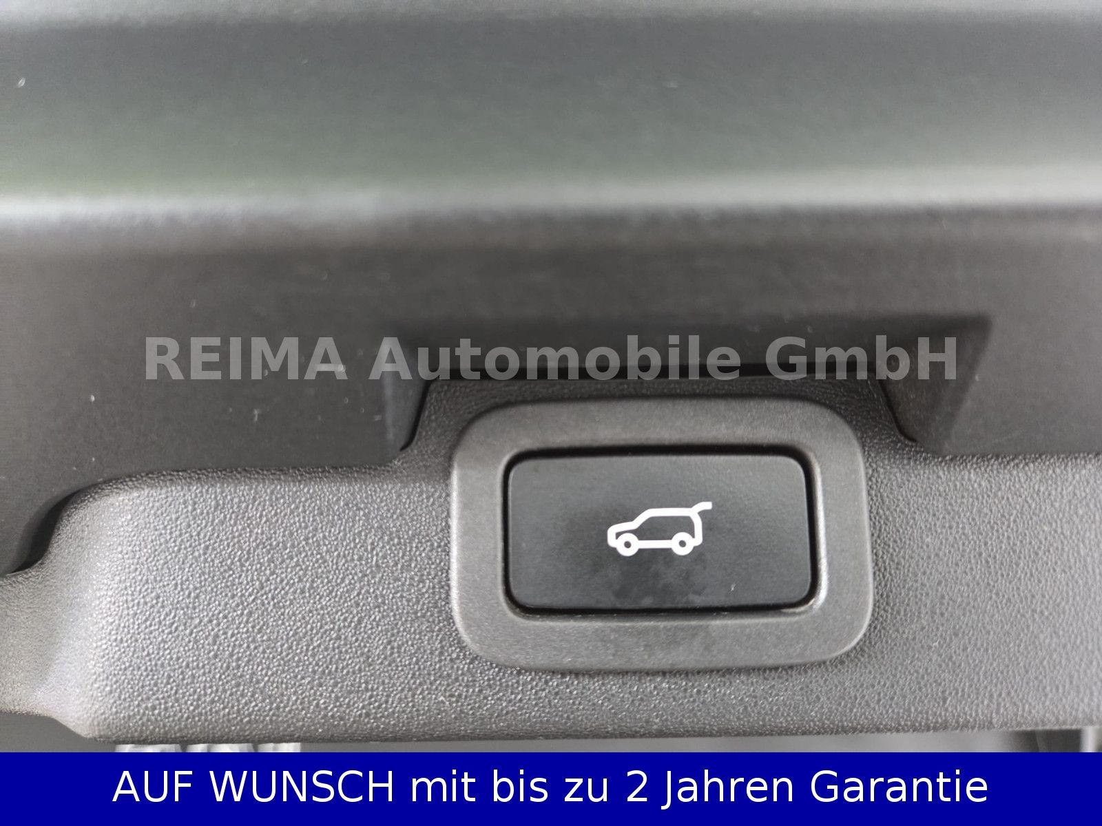 Fahrzeugabbildung Land Rover Discovery 5 HSE TD6 , Luft, Pano, LED