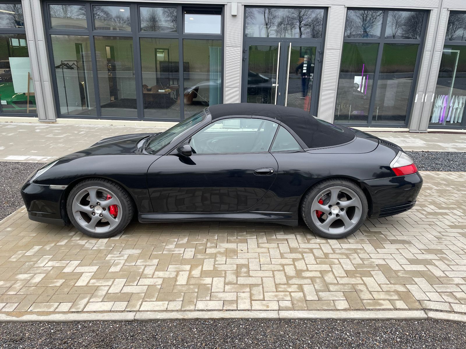 Fahrzeugabbildung Porsche 996 Carrera 4 S Cabriolet-dt.Auto-sehr gepflegt