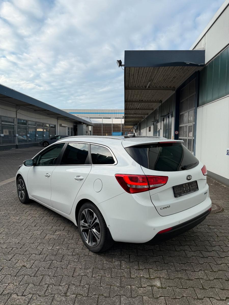 Kia ANDERE Ceed Sportswagon Spirit