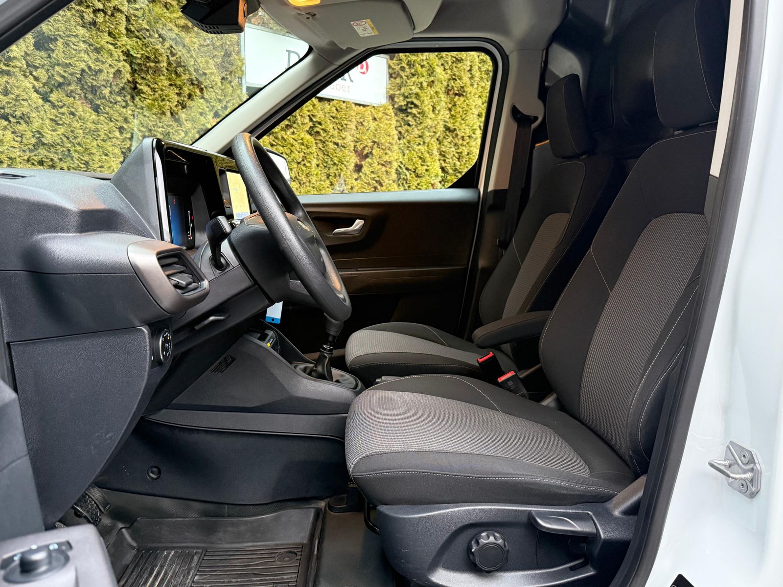 Fahrzeugabbildung Ford Transit Courier 1.5 TDCi CARPLAY+KLIMA+PDC+VIRT+
