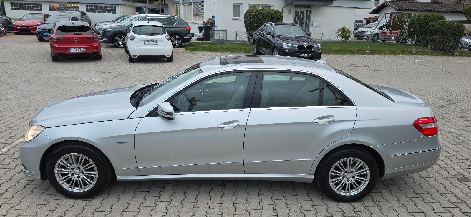 Mercedes-Benz E*250*CGI*Lim.*Elegance*Aut.*1.Hand*Leder*SHD*BC