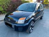 Ford Fusion 1,4 Style TÜV 02/2028, AHK, Sitzheizung - Ford Fusion: 1.2