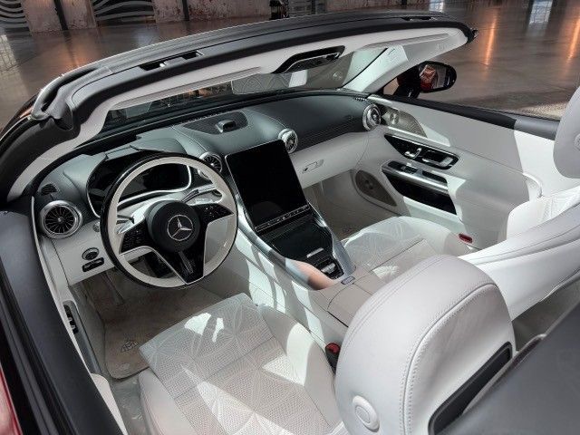 Fahrzeugabbildung Mercedes-Benz SL 680 Maybach MonogramSeries/MB-Pattern/Burm-3D