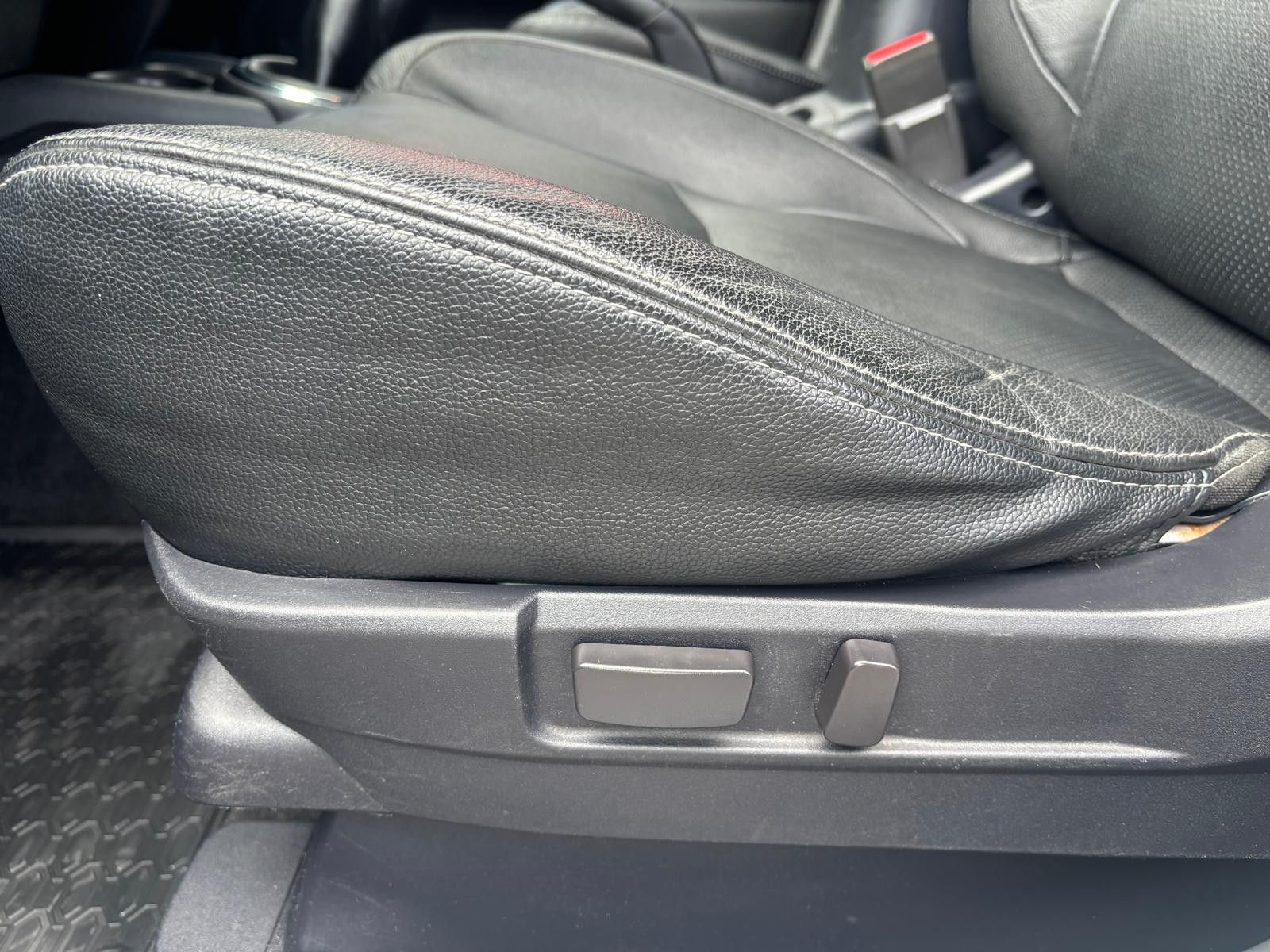 Fahrzeugabbildung Mitsubishi ASX Top 4WD-XENON-AHK-PANO-SHZ-KAMERA-TEMP-KLIMA