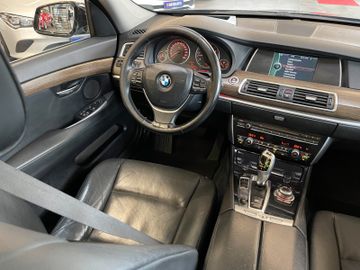 BMW 530 Gran Turismo *HUD*PANO*NAVI*LEDER*KAMERA*