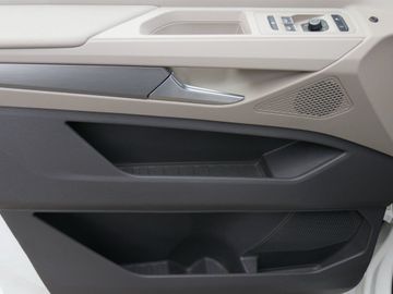 Volkswagen T7 Multivan - 10