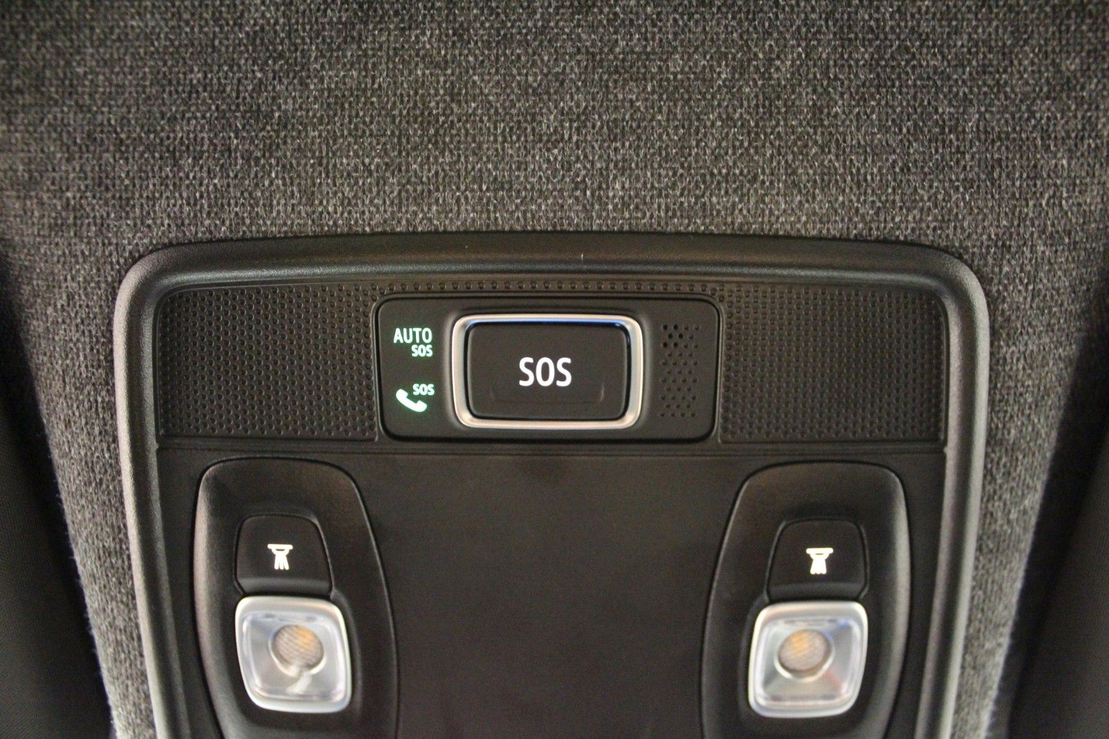 Fahrzeugabbildung Renault Captur Mild Hybrid 160 EDC Techno *Ganzjahresrei