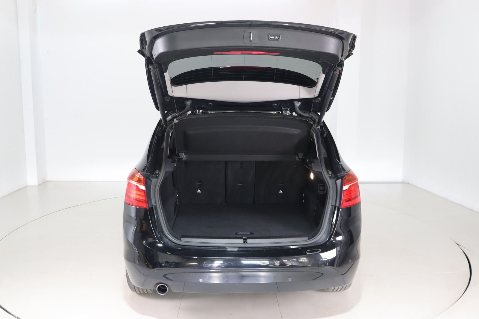 Fahrzeugabbildung BMW 218 i Active Tourer LED * HUD * RFK * Pano *
