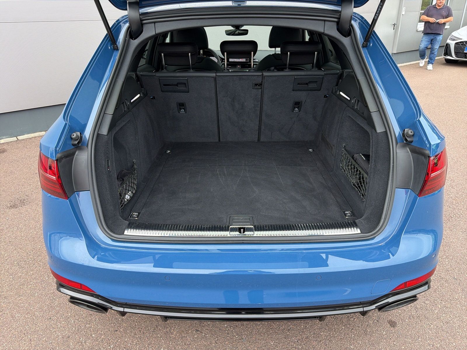 Audi RS4 Avant qu MATRIX PANO B&O RS-AGA AHK foto 17