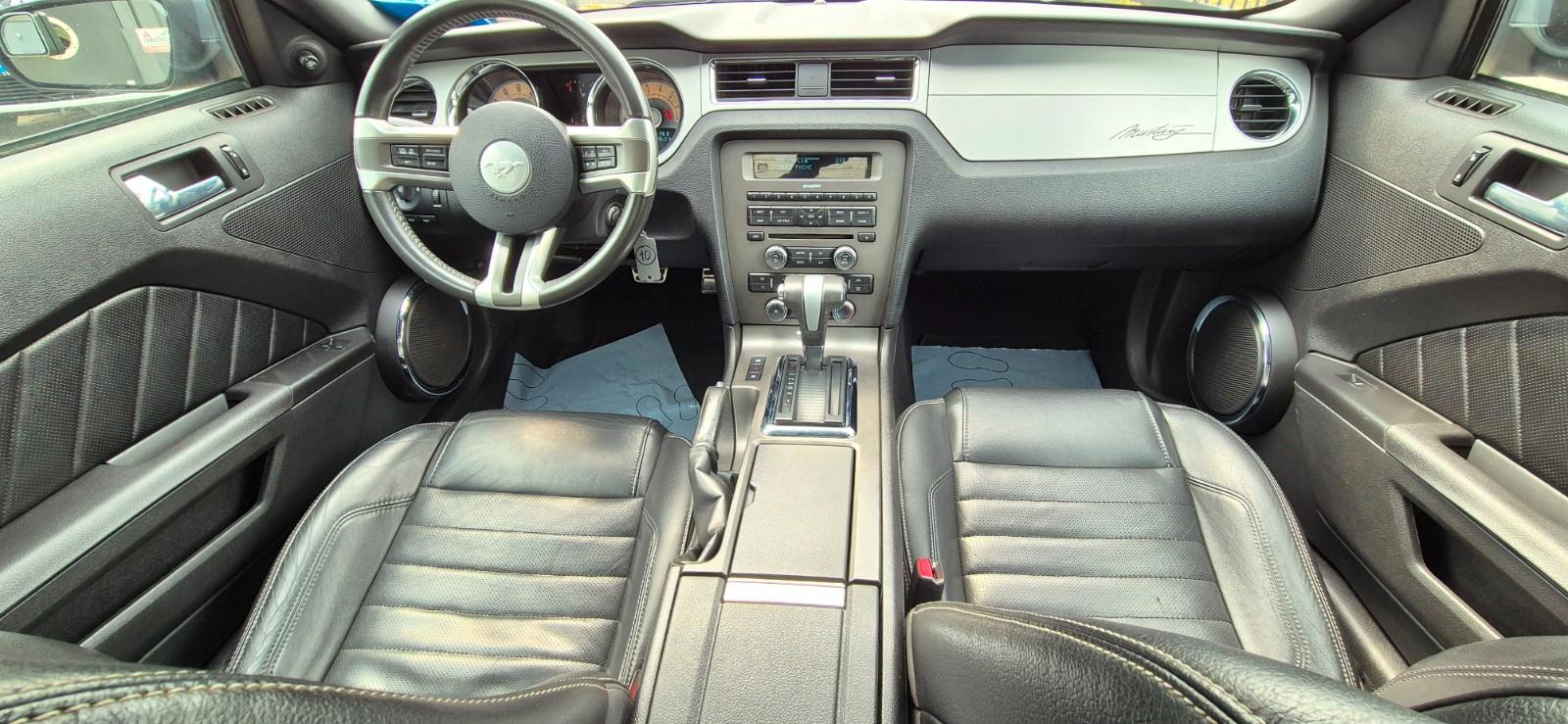 Ford 4.0 V6 Coupe Matt lackiert  Sportfahrwerk 18"