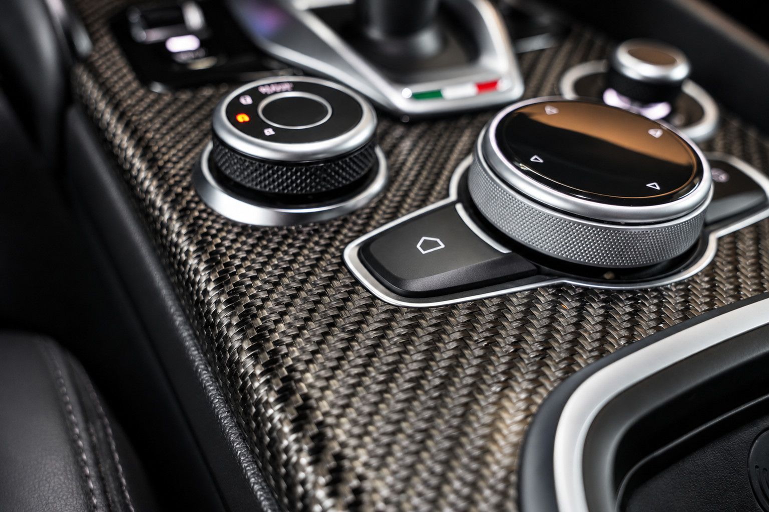Fahrzeugabbildung Alfa Romeo Giulia Quadrifoglio *HarmanKardon*Kamera*Memory