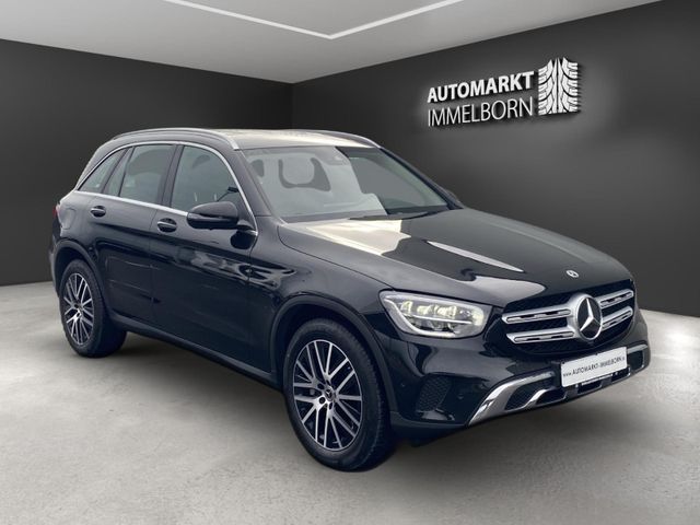 Mercedes-Benz GLC 300 Hybrid 19*360°*AHK*LED*Off-Road-Styling