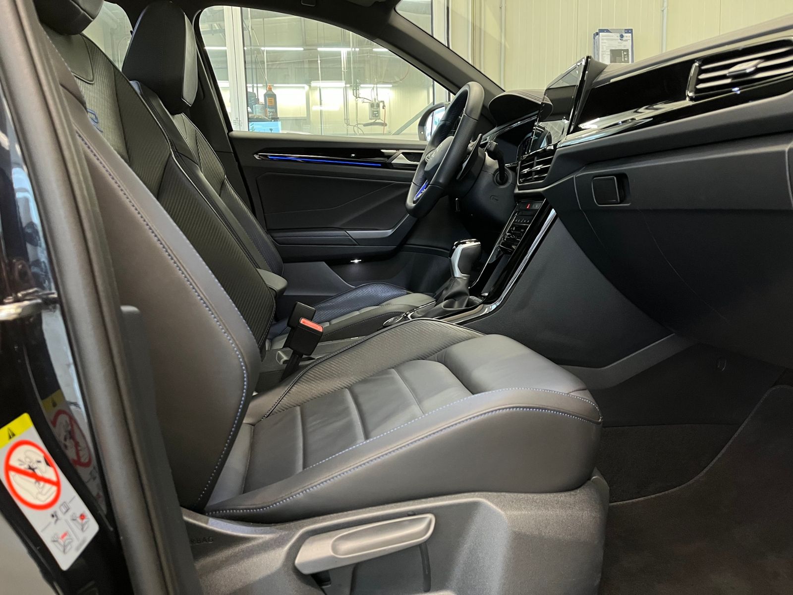 Volkswagen T-Roc - Bild 13