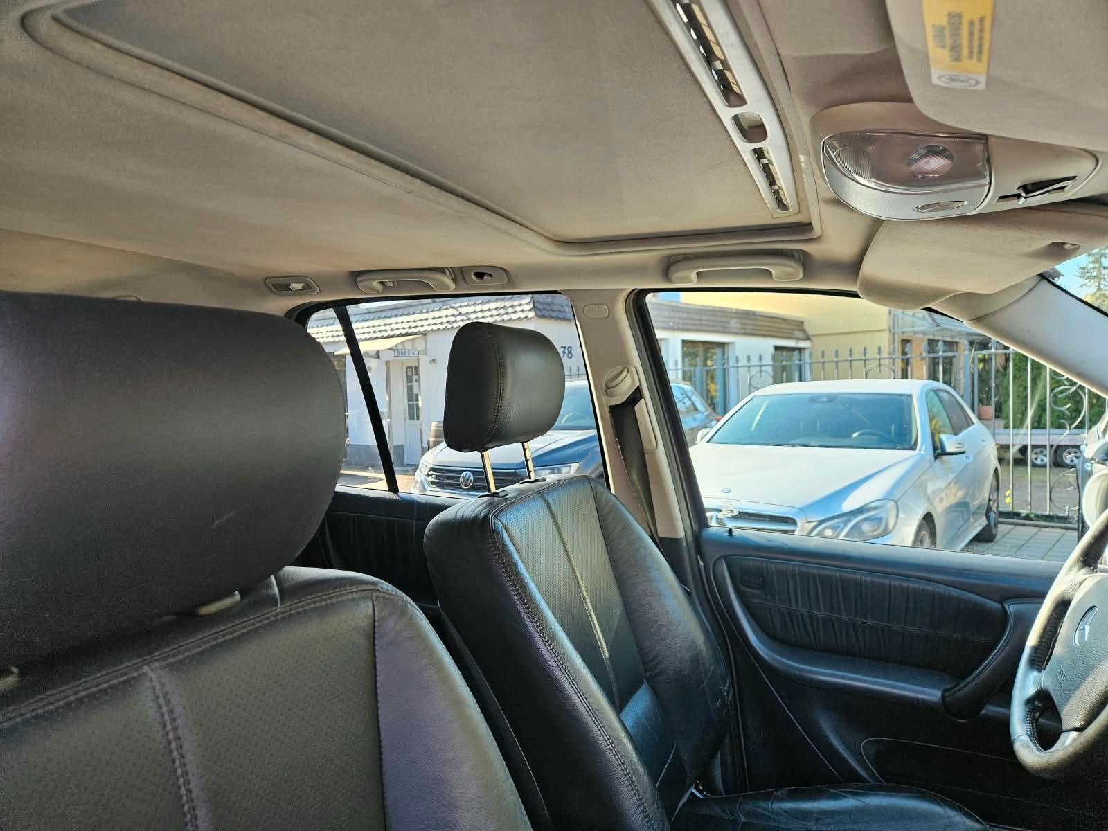 Mercedes-Benz ML270 2004 — photo 15