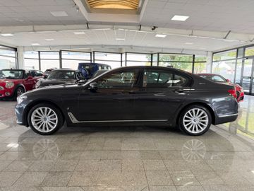 BMW 740 - 5