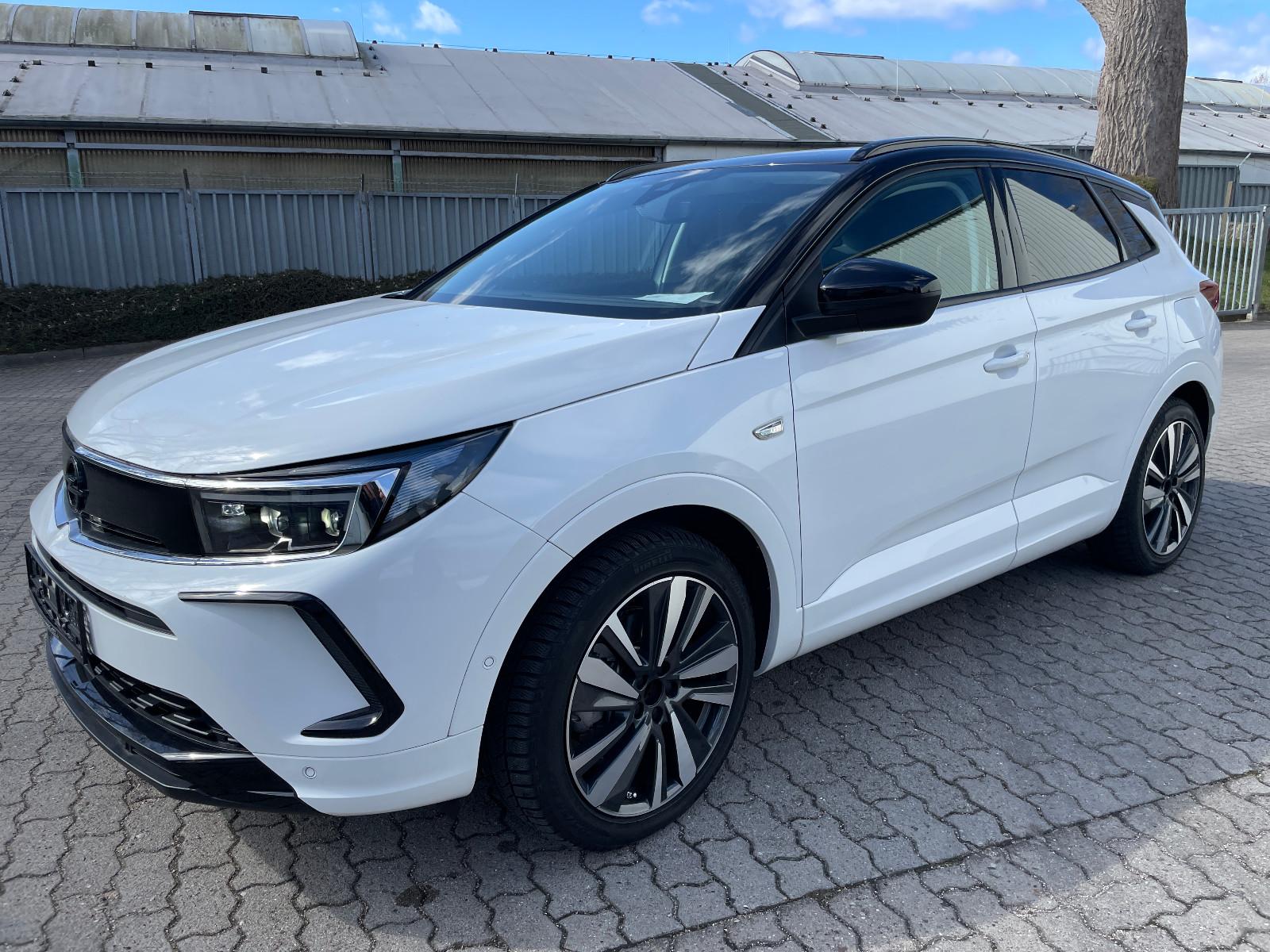 Opel Grandland GSe Plug-in Hybrid 4***Voll***