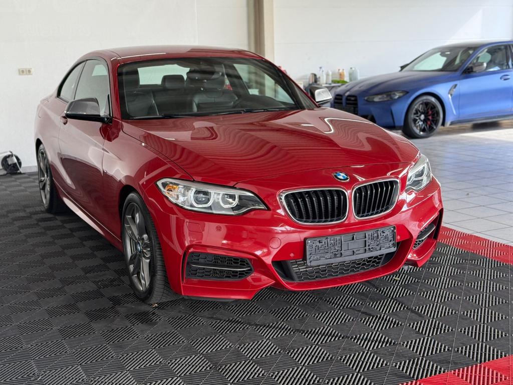 BMW M235