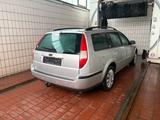 Ford Mondeo 3.0 V6 - Ford Mondeo: 3.0