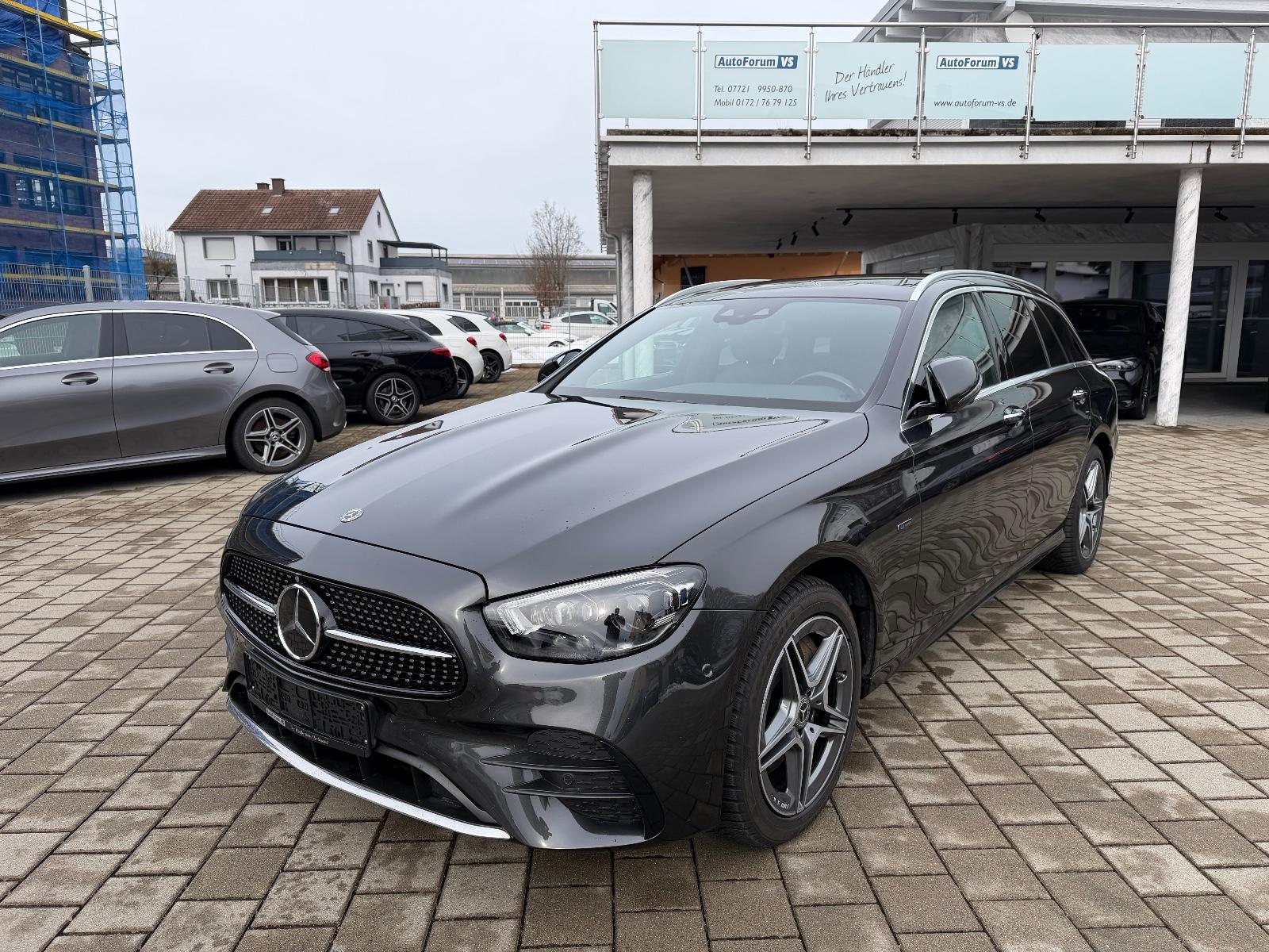 Mercedes-Benz E 300de T 4M*AMG*Burmes*Distr*Pano*AHK*360°