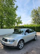 Audi a4 Quattro 3.0 im top Zustand, Automatik - Audi A4 aus 2002: 3.0
