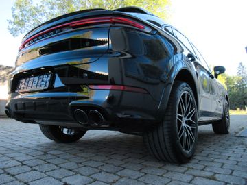 Porsche Cayenne - 3