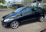 Mercedes-Benz B 180 CDI I AUTOMAIK I NAVI I AHK I SHZ - gebrauchte Mercedes-Benz B 180 aus dem Jahr 2010