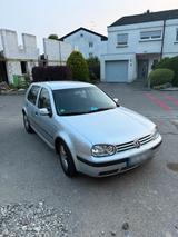Volkswagen Volks Wagen Golf 4 - Volkswagen Golf: Wagen