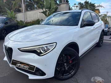 Alfa-Romeo Stelvio - 1