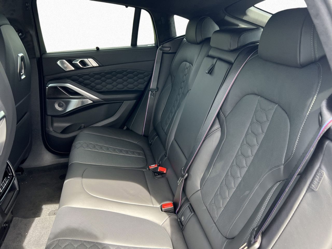 BMW X6 M - Bild 16