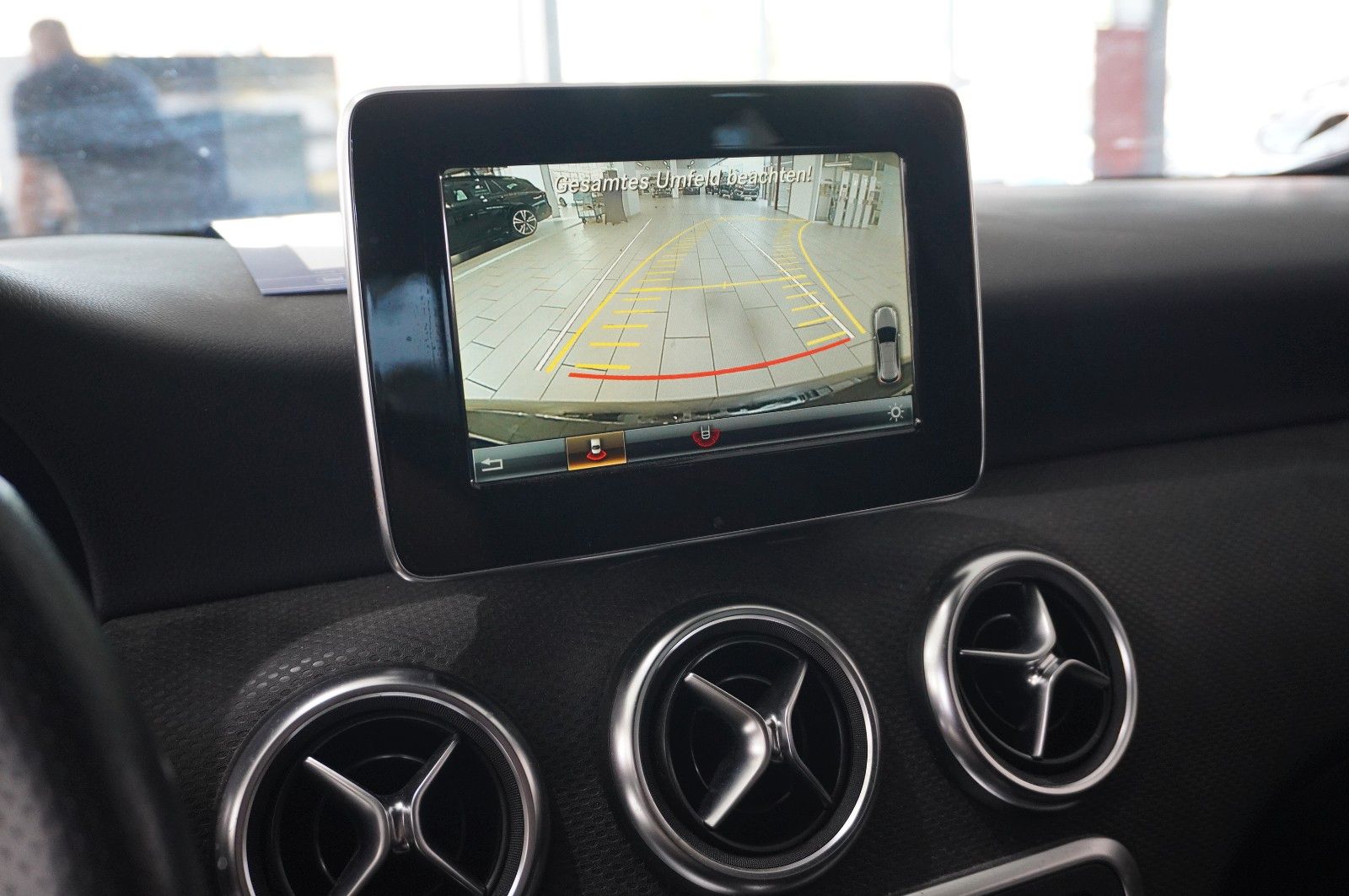 Fahrzeugabbildung Mercedes-Benz A 200 CDI AMG LINE NAVI/LED/KAMERA/SPORT/SHZ/PDC