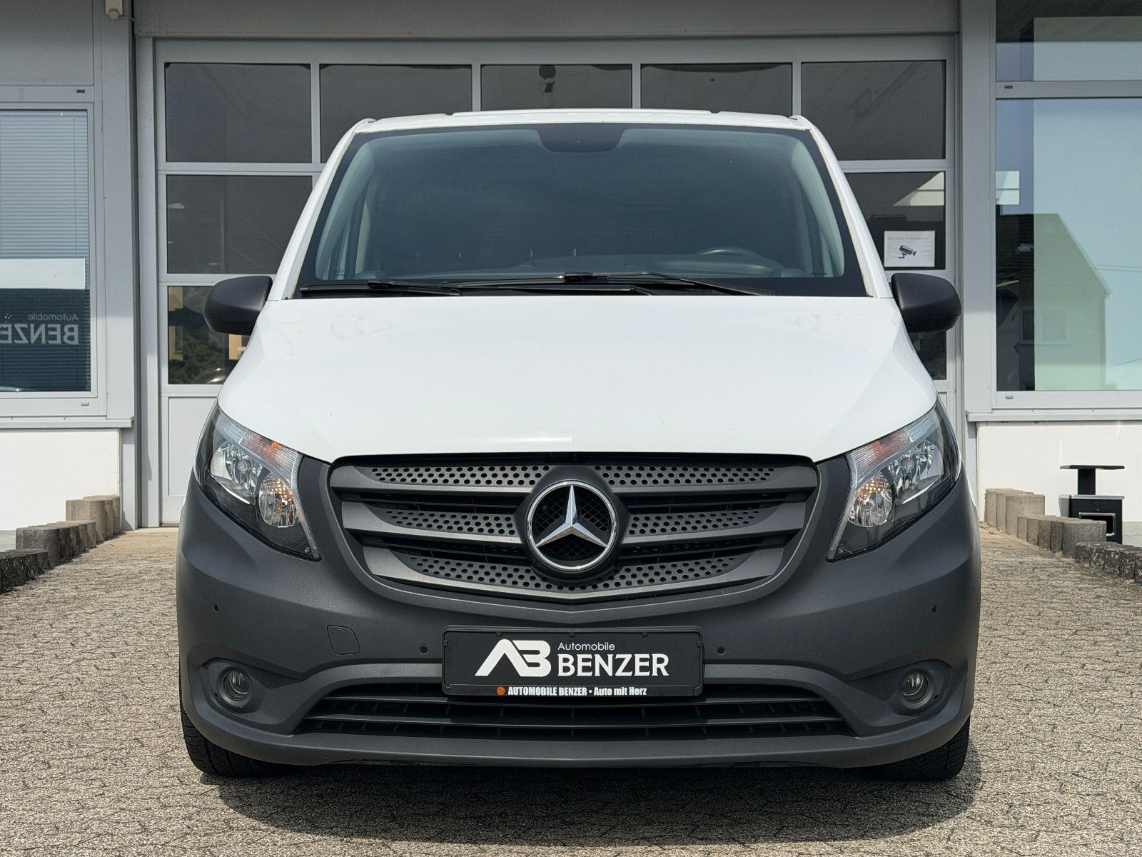 Fahrzeugabbildung Mercedes-Benz Vito Kasten 119 CDI PRO lang /AUTOMATIK/CARPLAY/