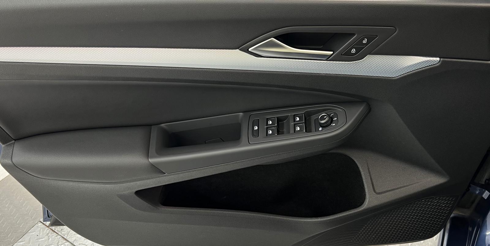 Volkswagen Golf VIII Goal*1.5eTSI-110kW*NAVI*TEMP*SH*LED*E6, миниатюра 17