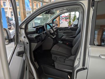 Ford Tourneo Custom 2.0 EcoBlue  L1 Titanium