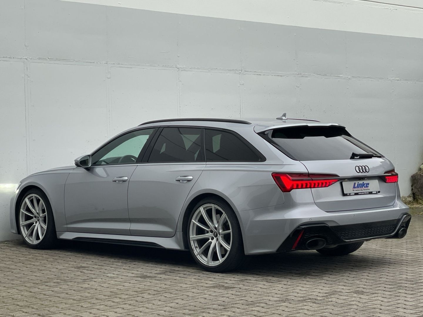 RS6 Avant AHK/B&O/RS-AGA/Matrix/AIR susp/280km/h