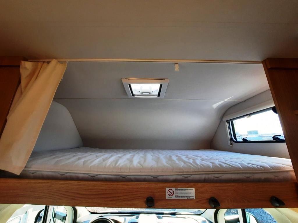 Fahrzeug Übersicht 12 Fahrzeugabbildung LMC Tourer A 690 G Verfüg./Sparen Sie 29.699,- €