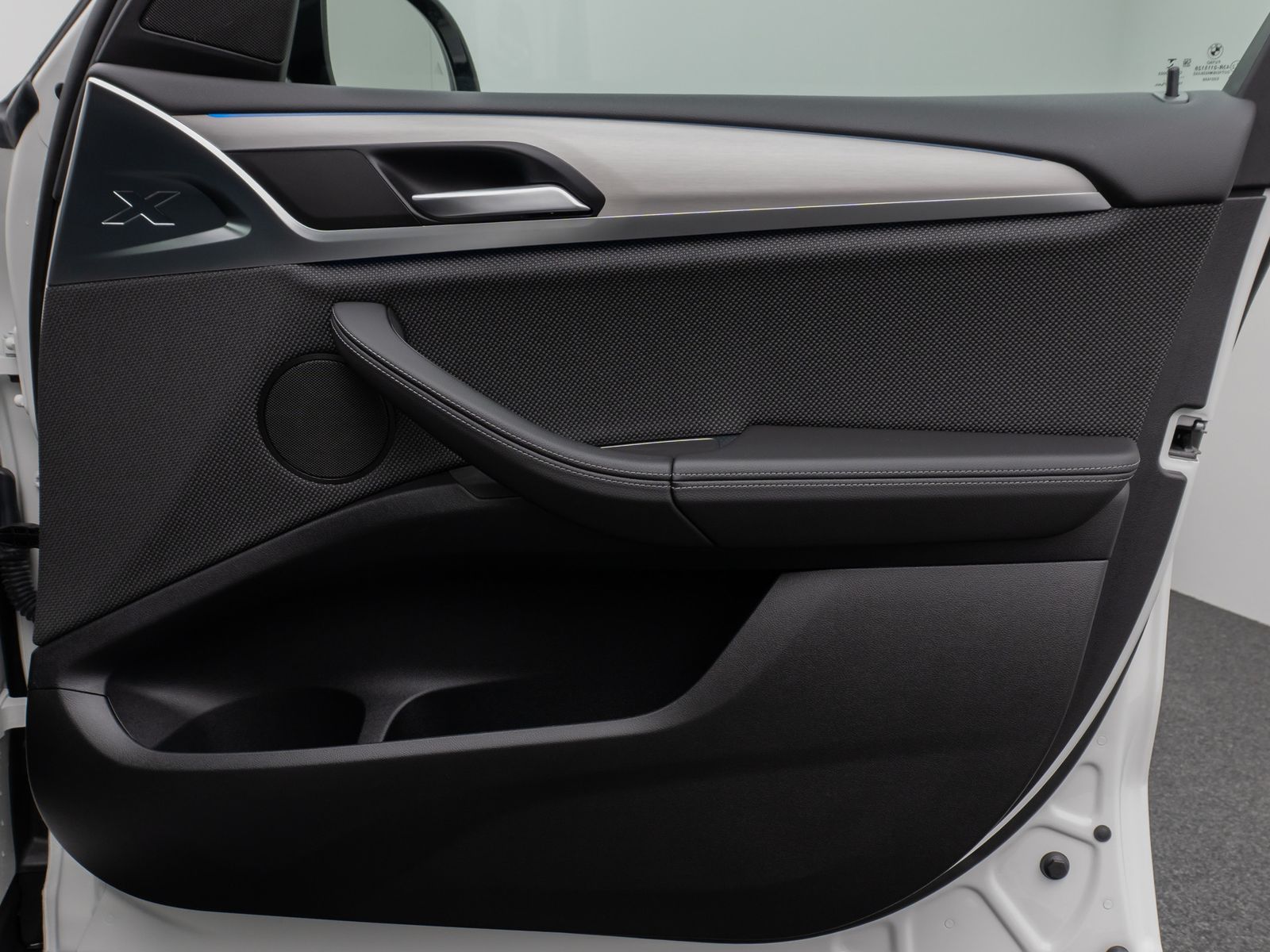 Fahrzeugabbildung BMW X3 xD30e xLine Panorama 360°HUD DAB HiFi Komfort