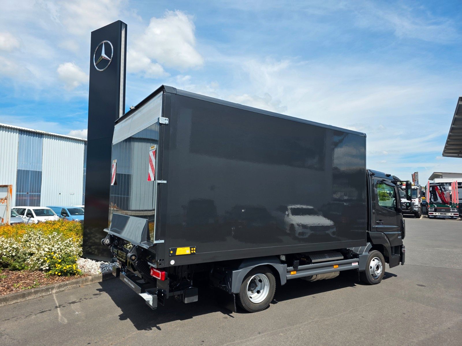 Fahrzeugabbildung Mercedes-Benz Atego 821 L LBW 1.500kg Standheizung Kamera