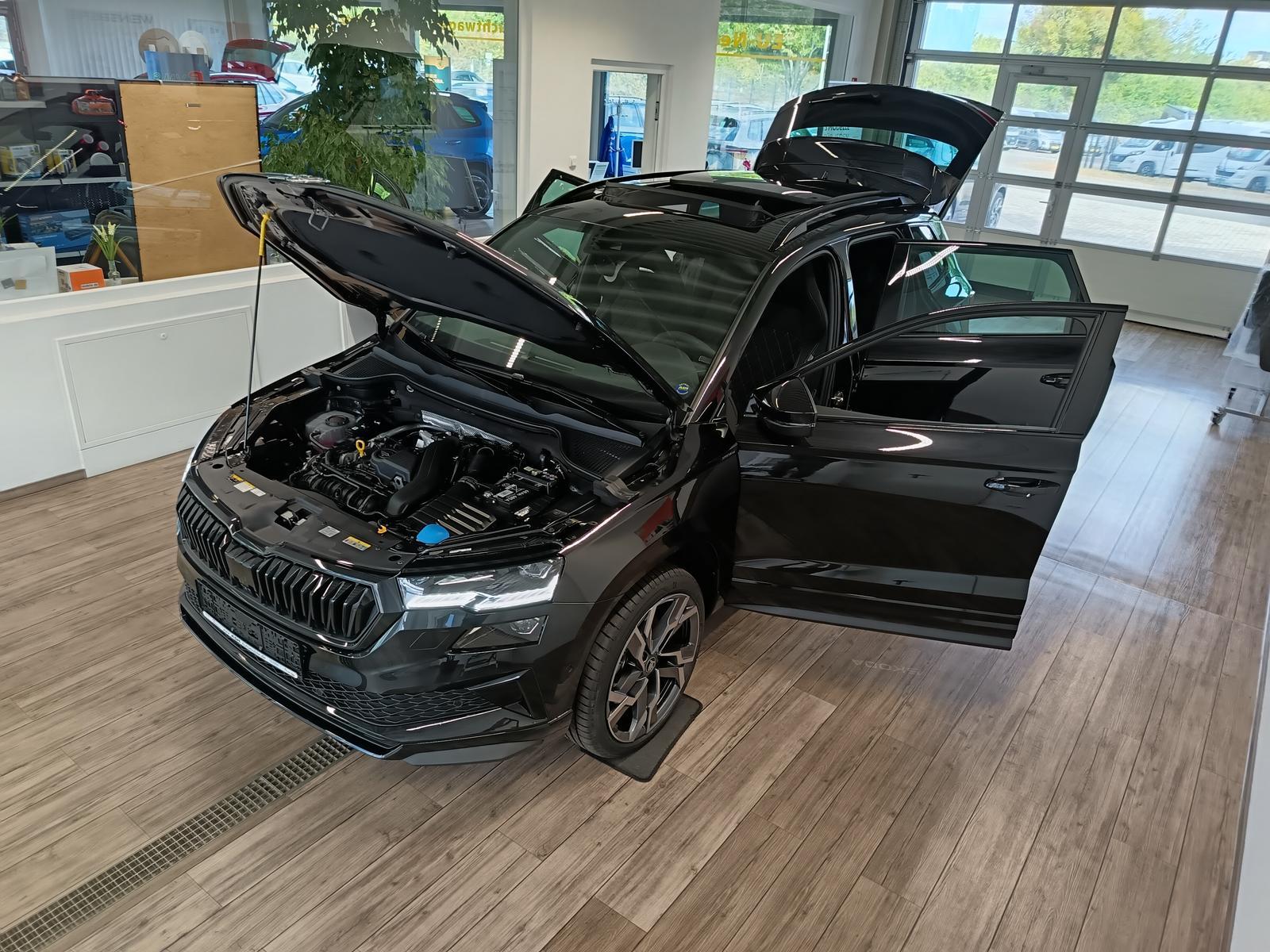 Skoda Karoq Sportline 1,5 TSI DSG*AHK*PSD*STD.HZG*NAVI