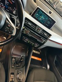 BMW X1 xDrive 20 d *HeadUp*Pano*AHK*Kamera*