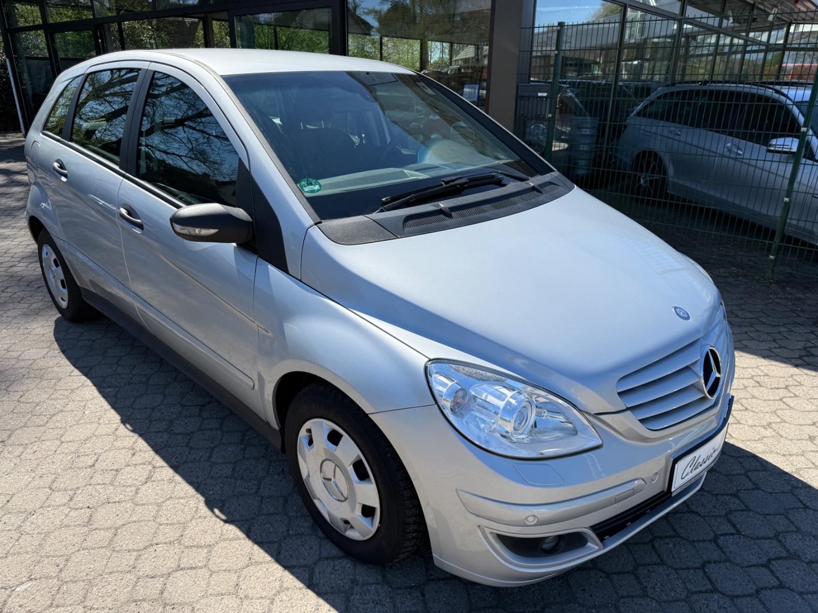 Mercedes-Benz B 170