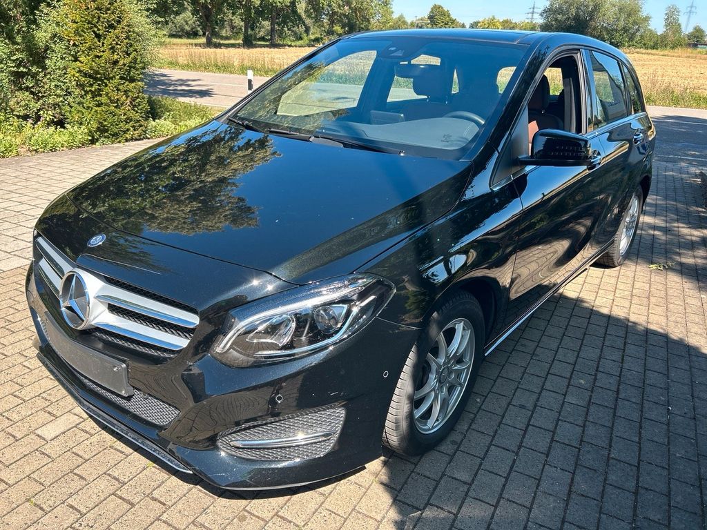 Image of Mercedes-Benz B 220