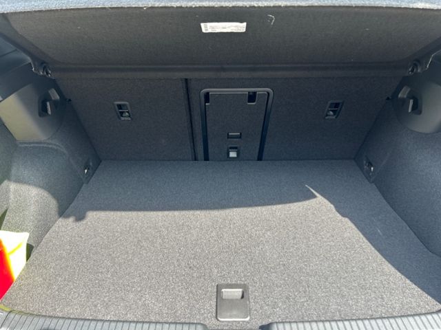 Fahrzeugabbildung Volkswagen Golf VIII 1.5TSI EHYBRID GTE IQ.LIGHT KAMERA HEA